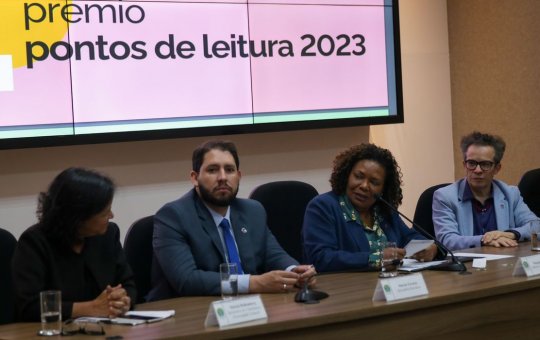 Prêmio destina R$ 9 milhões para bibliotecas comunitárias