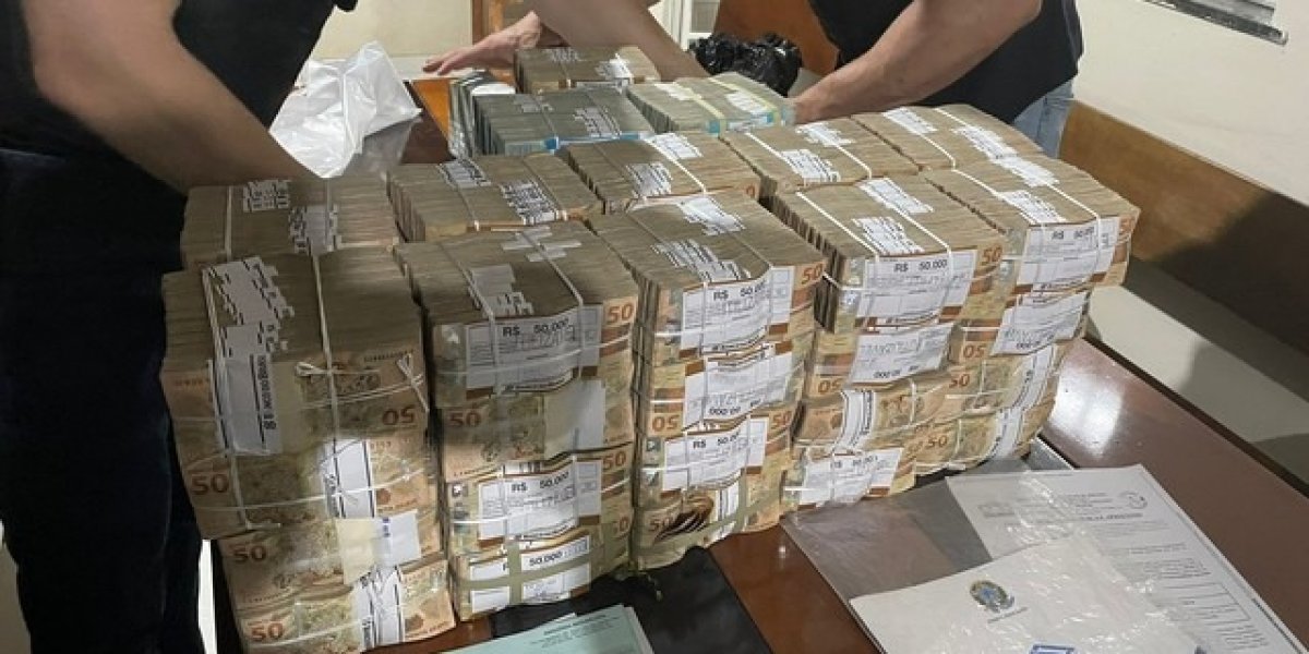 PF encontra sacos de lixos com R$ 3,2 mi em ação contra esquema de propina em RR