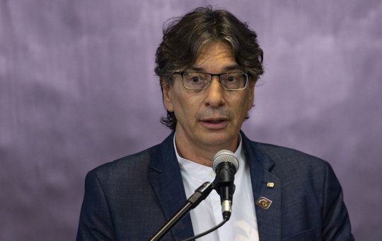 Márcio Pochmann toma posse como presidente do IBGE