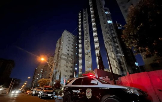 Médica é encontrada morta esquartejada dentro de mala em apartamento, em SP