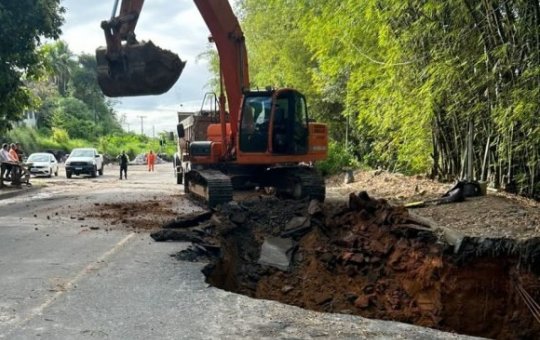 Trecho da BA-528 é interditado até terça-feira para  recuperação de aterro