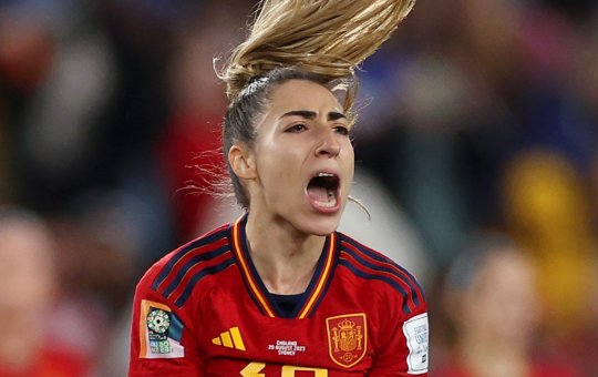 Espanha vence Inglaterra por 1 a 0 e conquista Copa do Mundo inédita