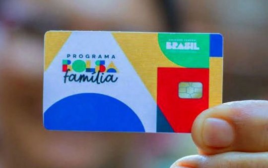 Caixa paga novo Bolsa Família a beneficiários com NIS de final 2