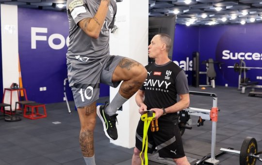 Neymar tem duas lesões na coxa e só deve estrear pelo Al-Hilal daqui a um mês