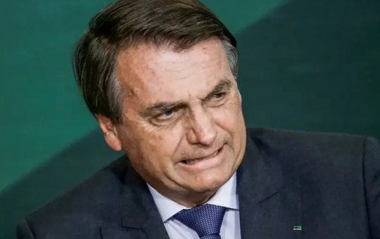 Jair Bolsonaro é internado em São Paulo