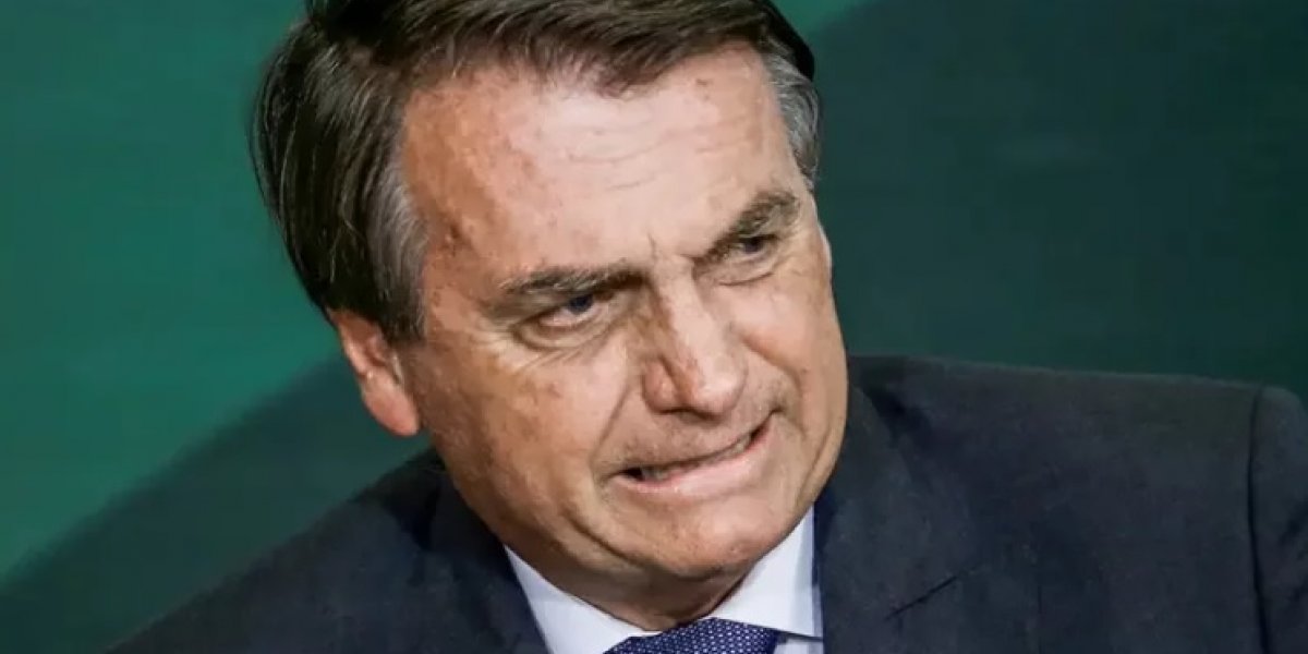 Jair Bolsonaro é internado em São Paulo