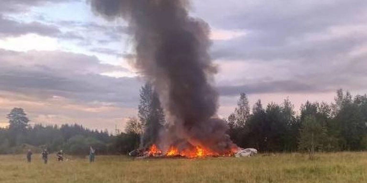 Avião de líder mercenário que desafiou Putin cai na Rússia e mata todos a bordo