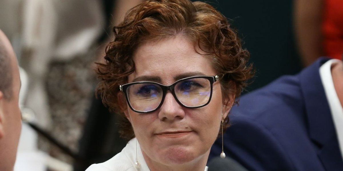 CPI aprova quebra de sigilos de Zambelli e Delgatti; Mauro Cid é reconvocado