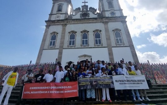 Movimento negro pede justiça pelo assassinato de Mãe Bernadete em Salvador