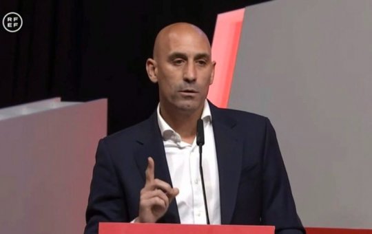 Luis Rubiales, presidente da federação espanhola, não irá renunciar ao cargo