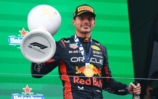 Fórmula 1: Verstappen vence e iguala recorde de Vettel