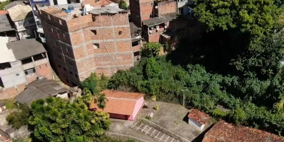 MP-BA pede demolição de construção irregular que ameaça terreiro Casa Branca