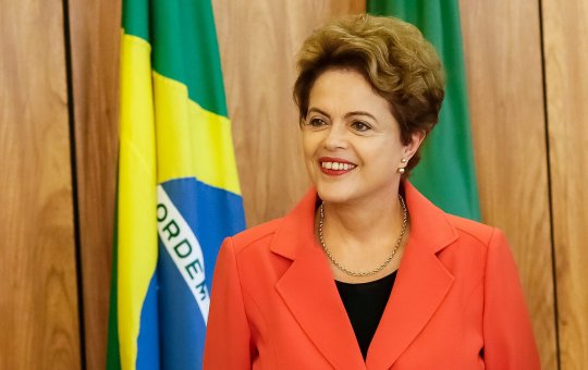 PT apresenta projeto para anular impeachment de Dilma