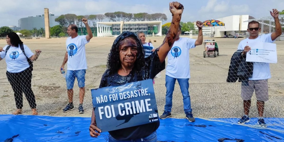 Pescadores pedem reparação por vazamento de óleo no Nordeste há 4 anos