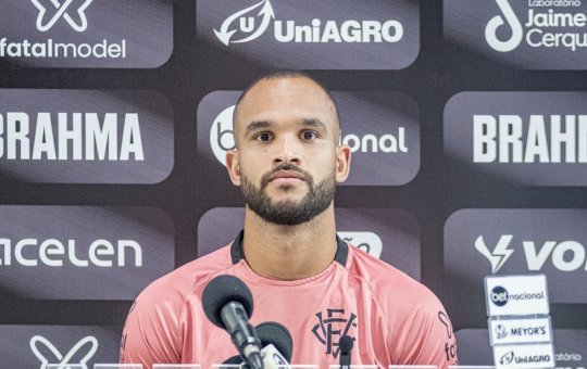 João Victor fala da importância da torcida para campanha do Vitória