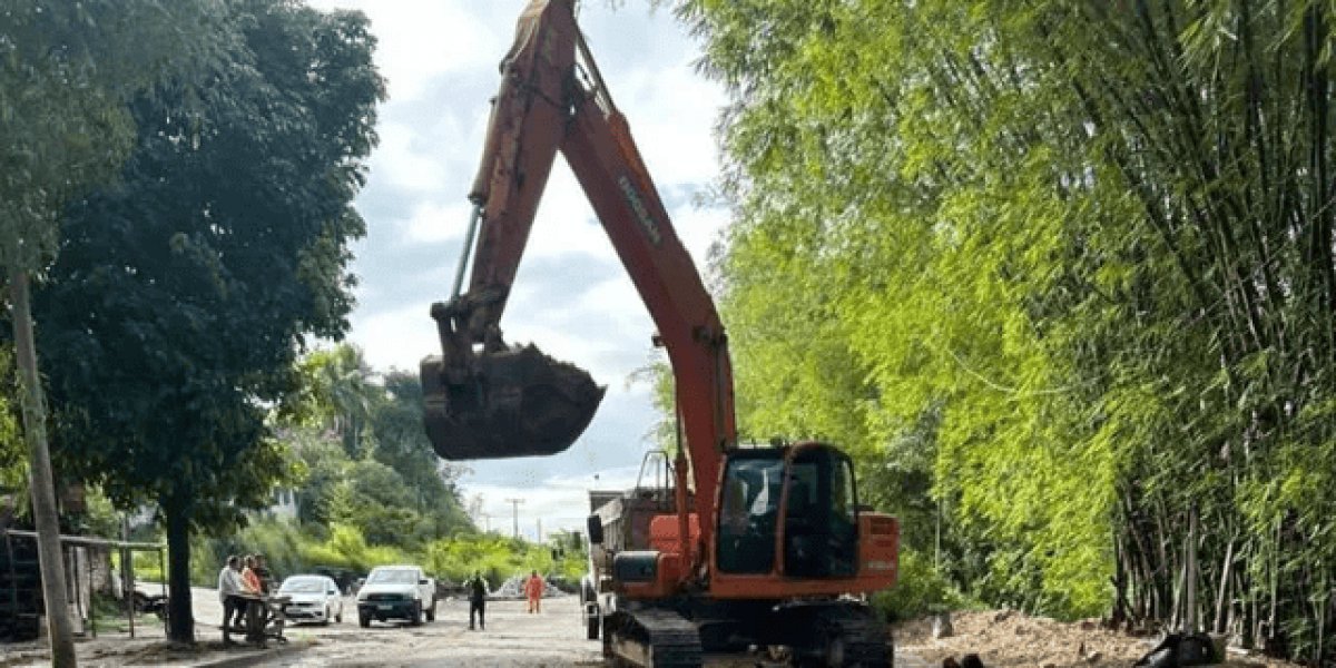 Estrada do Derba segue interditada mesmo depois de 10 dias