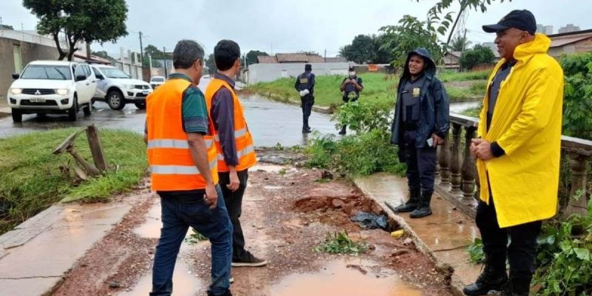 Defesa Civil alerta para risco de chuvas intensas em cidades do oeste