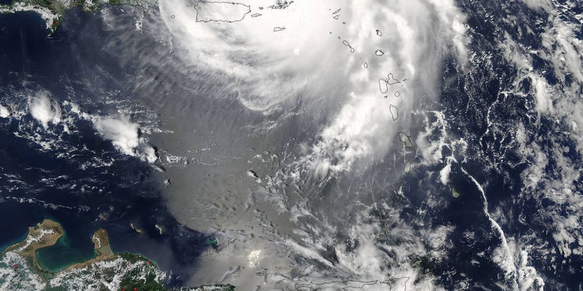 Furacão catastrófico chega à Flórida e governador faz apelo à população