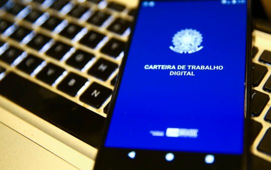 Brasil gerou 142.702 novos empregos formais em julho