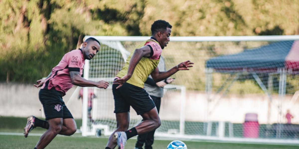 Com dúvida na zaga, Vitória encerra preparação para enfrentar o Mirassol
