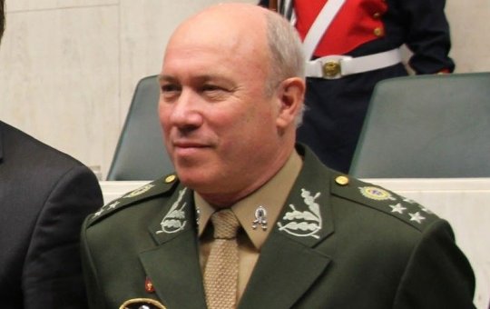 PF vê organização criminosa caso das joias e busca colaboração do pai de  Cid