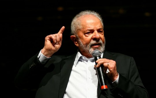 Não podemos ter medo de emprestar dinheiro para pobre, diz Lula