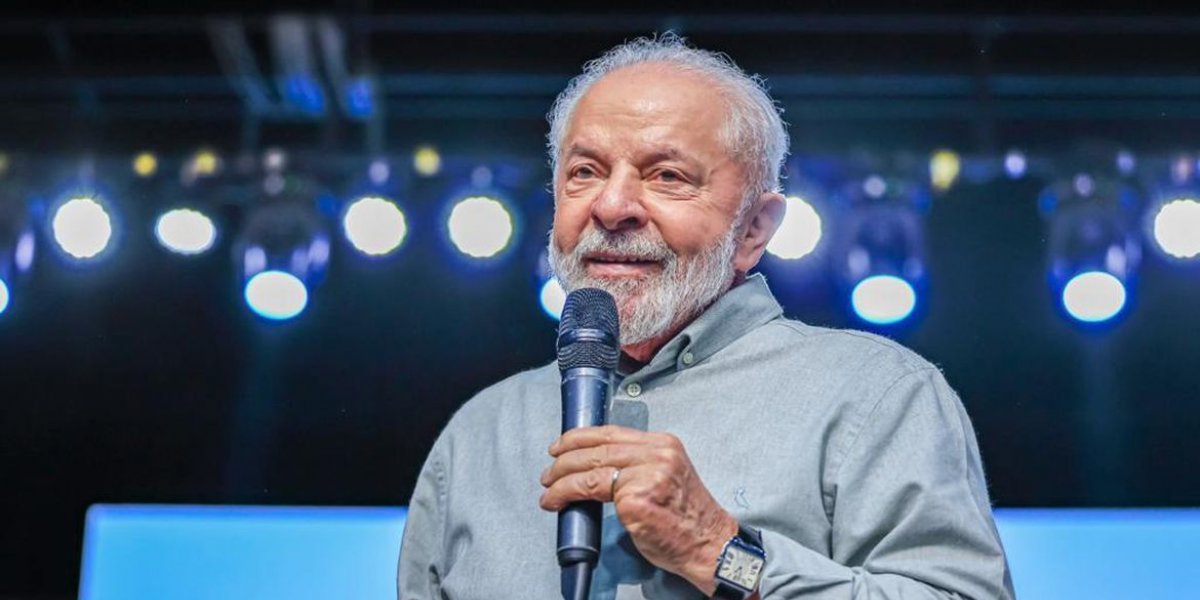 Lula confirma cirurgia no quadril em outubro