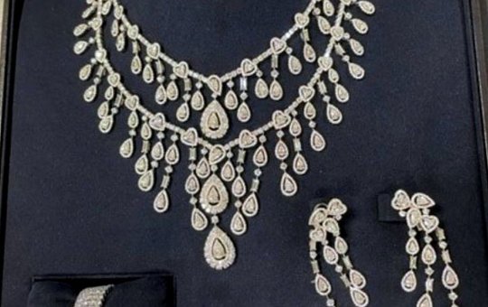 MP de Contas pede devolução de presentes recebidos por Bolsonaro