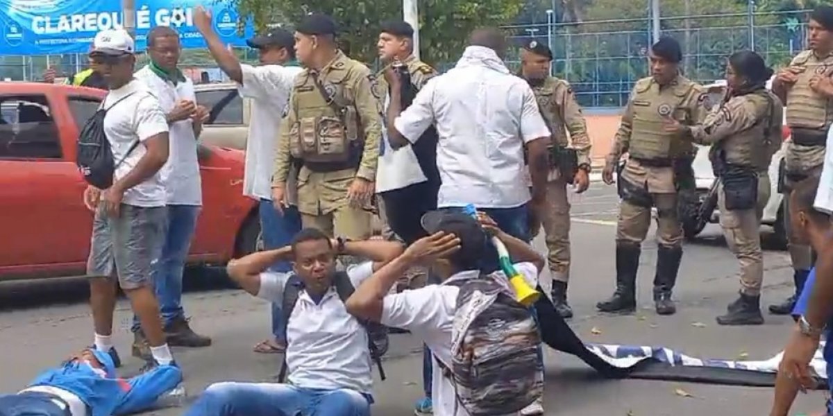 Rodoviários demitidos da extinta CSN protestam por pagamento de indenizações