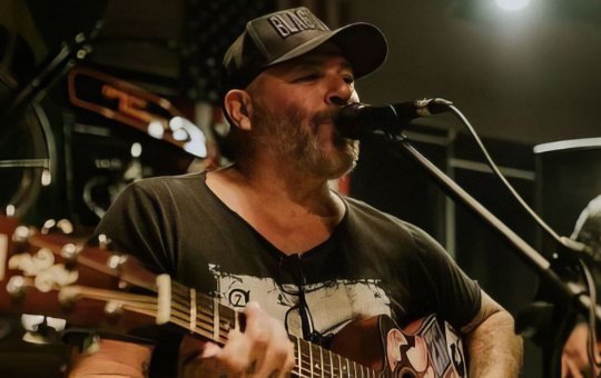 Estado de saúde de músico do Ultraje a Rigor continua grave