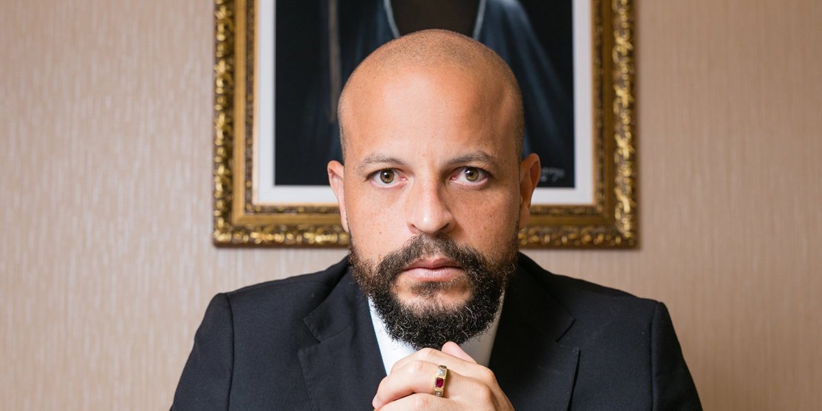 Advogado é flagrado agredindo torcedor e dispara: “Não foi de graça”