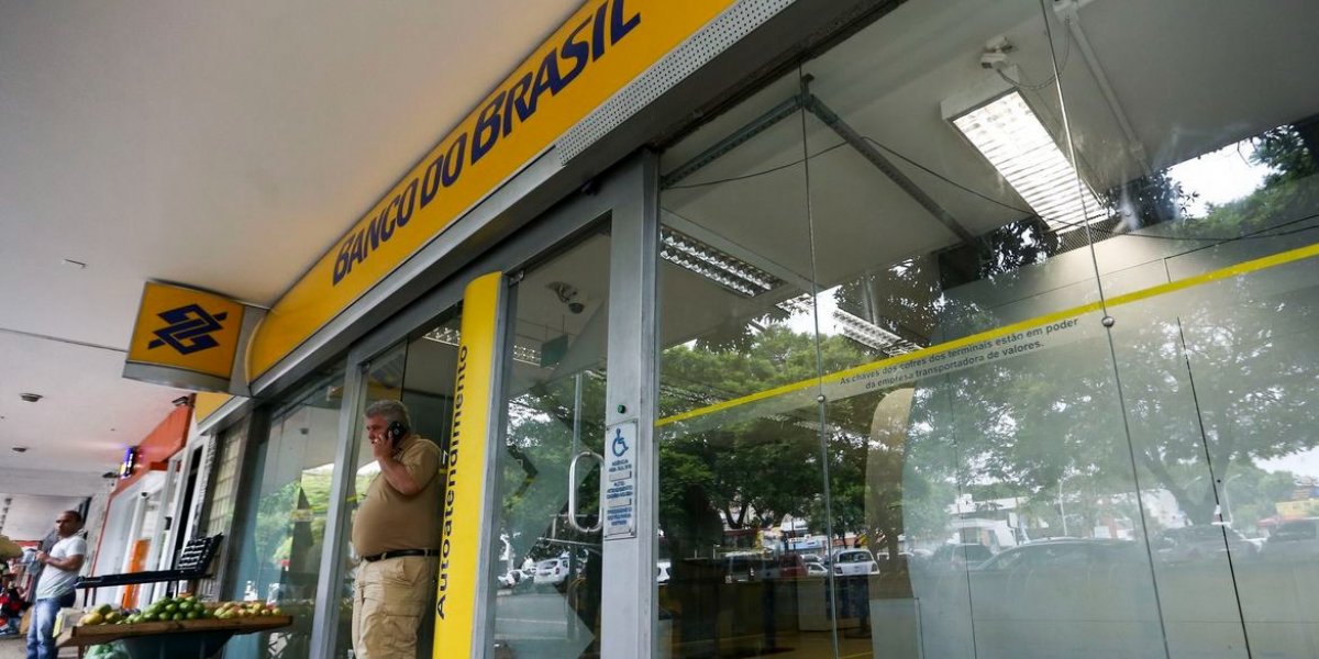 Agências bancárias fecham nesta quinta e voltam a funcionar na sexta