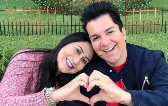 Esposa de Regis Danese relata frustração com carta escrita por ele na UTI