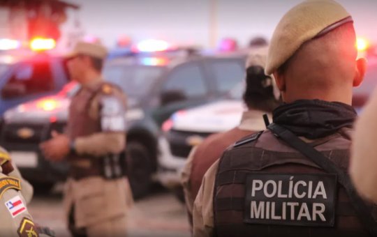 Facção Comando Vermelho controla entrada e saída na Saramandaia