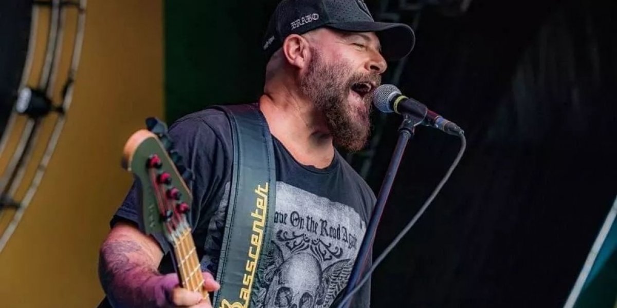 Mingau passa por traqueostomia em UTI de hospital em SP, diz boletim médico