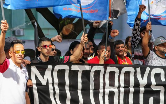 Motoboys pressionam por melhor acordo com empresas de aplicativo