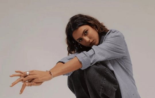 Atriz de ‘Vai na Fé’ diz nunca ter assistido novela antes de estrear no folhetim