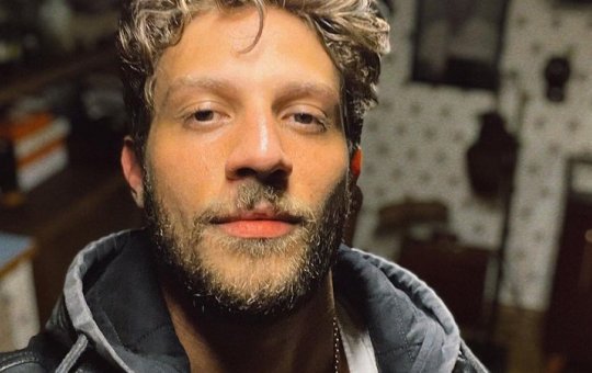 Baiano estelionatário tenta aplicar golpe em banco utilizando foto de Chay Suede