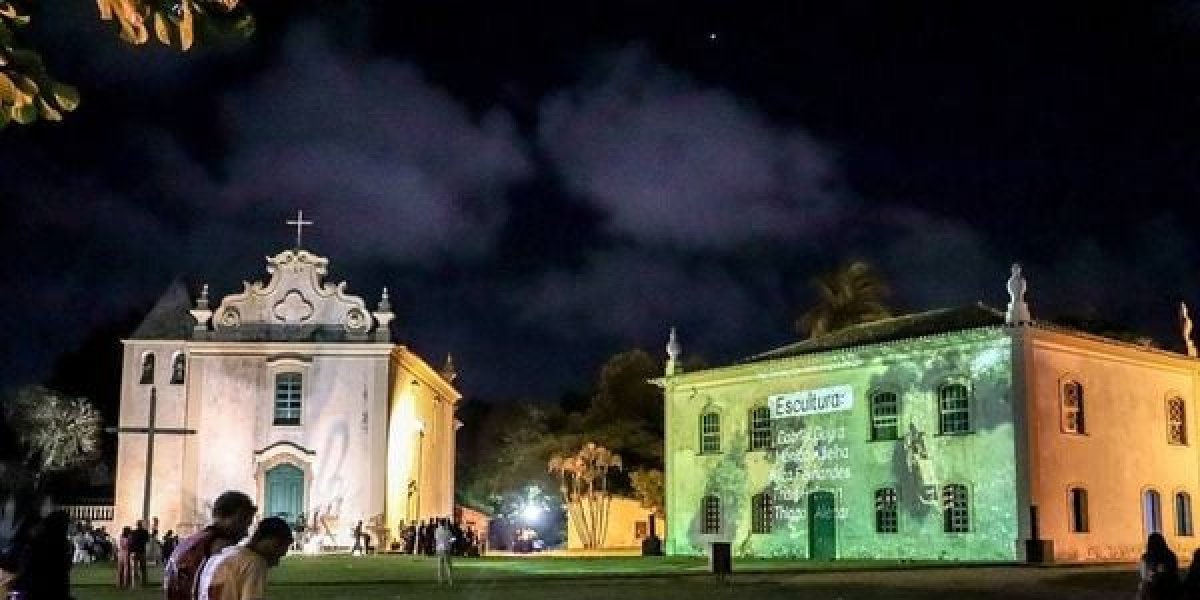 Prefeitura de Porto Seguro abre processo seletivo com salários até R$ 12 mil