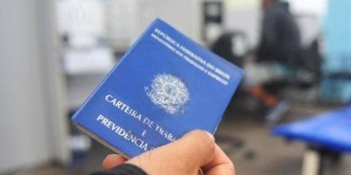 Vagas de emprego e estágio são divulgadas pelo SineBahia e SIMM em Salvador