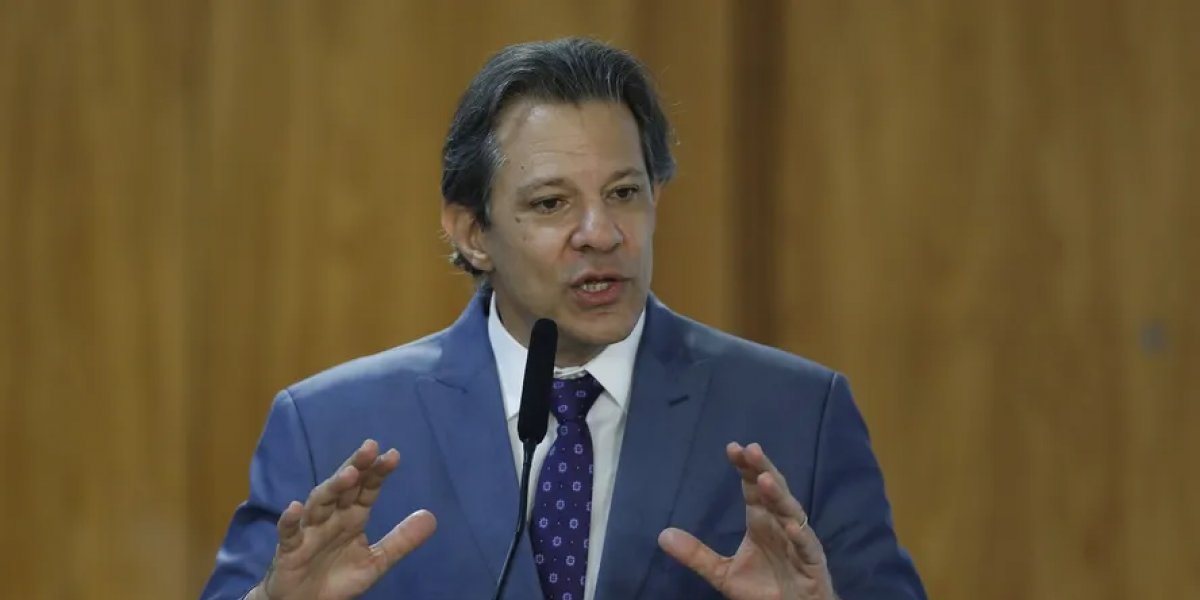 Casa do ministro Fernando Haddad é invadida na madrugada em São Paulo