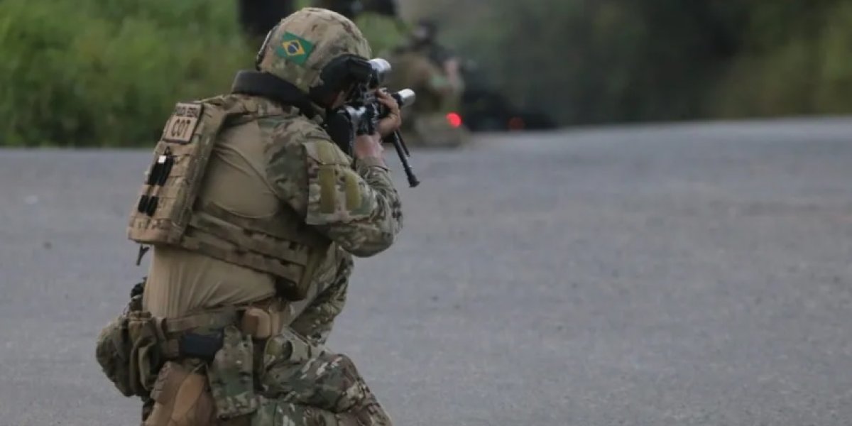 Estrada do Derba é fechada para operação policial em Valéria