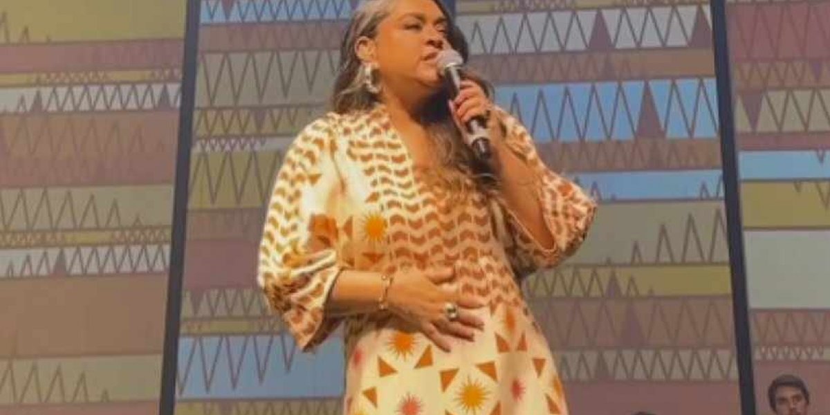 Preta Gil faz primeiro show com a família após cirurgia
