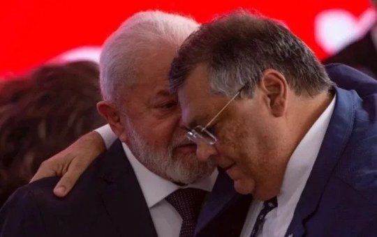 Lula é pressionado a repensar indicação de Flávio Dino ao STF