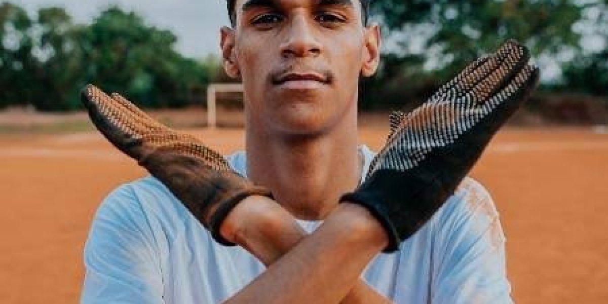 Luva de Pedreiro desafia J Balvin e diz: "aqui meus dentes"