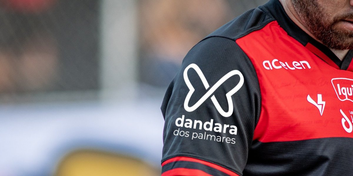 Torcedores do Vitória terão desconto em site de acompanhante