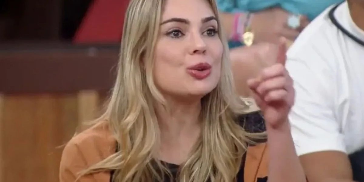 Raquel Sheherazade discute com jornalista em estreia de 'A fazenda 15'