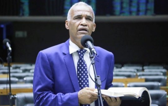 Sargento Isidório é lançado como pré-candidato a prefeito de Salvador