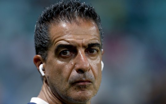 Renato Paiva responde torcedor do Bahia em rede social após derrota