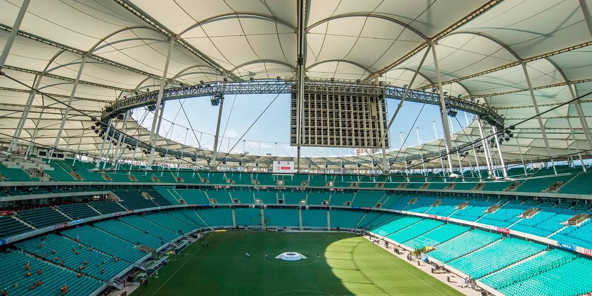 Influenciador desabafa após sofrer homofobia na Arena Fonte Nova